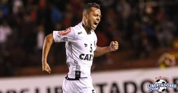 Galo vira para cima do Melgar e estreia com vitória