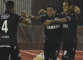 Lanús vence Zulia