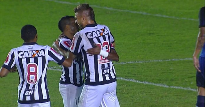 Atlético Mineiro vence