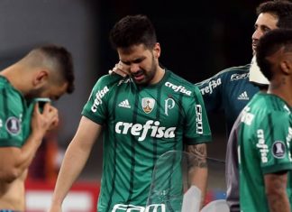 eliminação precoce na Copa Libertadores