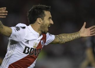 River larga na frente por vaga